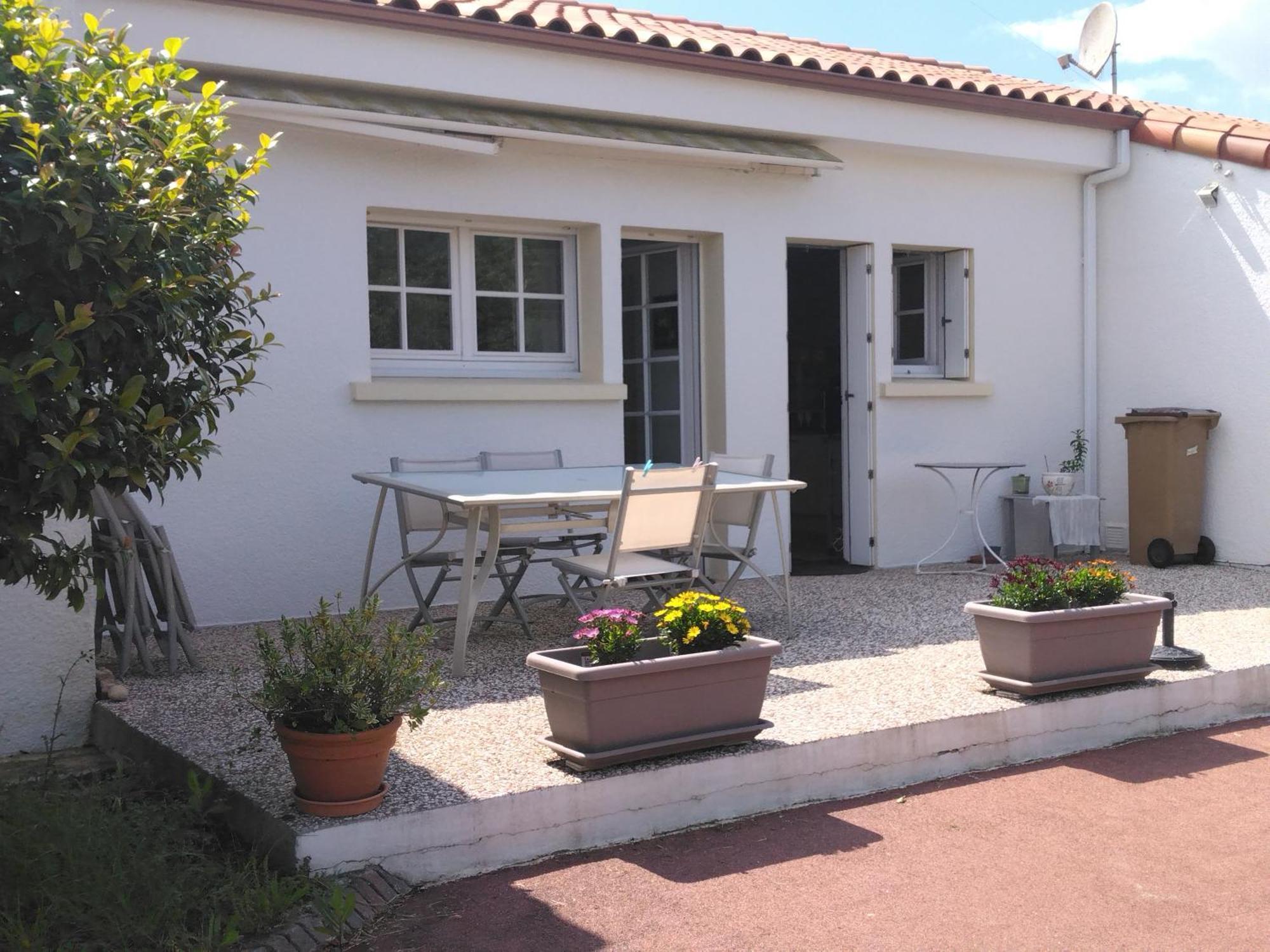 Familly Villa Avrille  Exterior photo